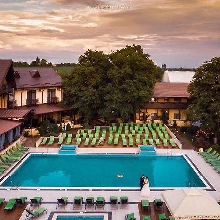 Green Garden Resort Odobesti 외부 사진